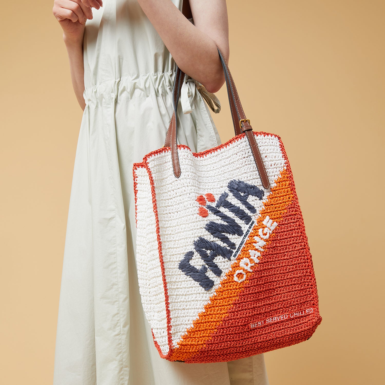 ファンタ」 トート | Anya Hindmarch JP