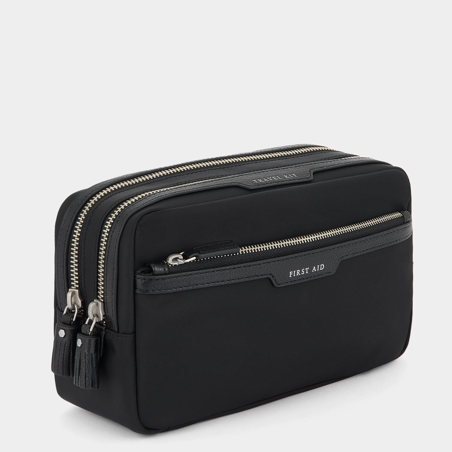 トラベル キット ポーチ -

          
            Regenerated ECONYL® in Black -
          

          Anya Hindmarch JP
