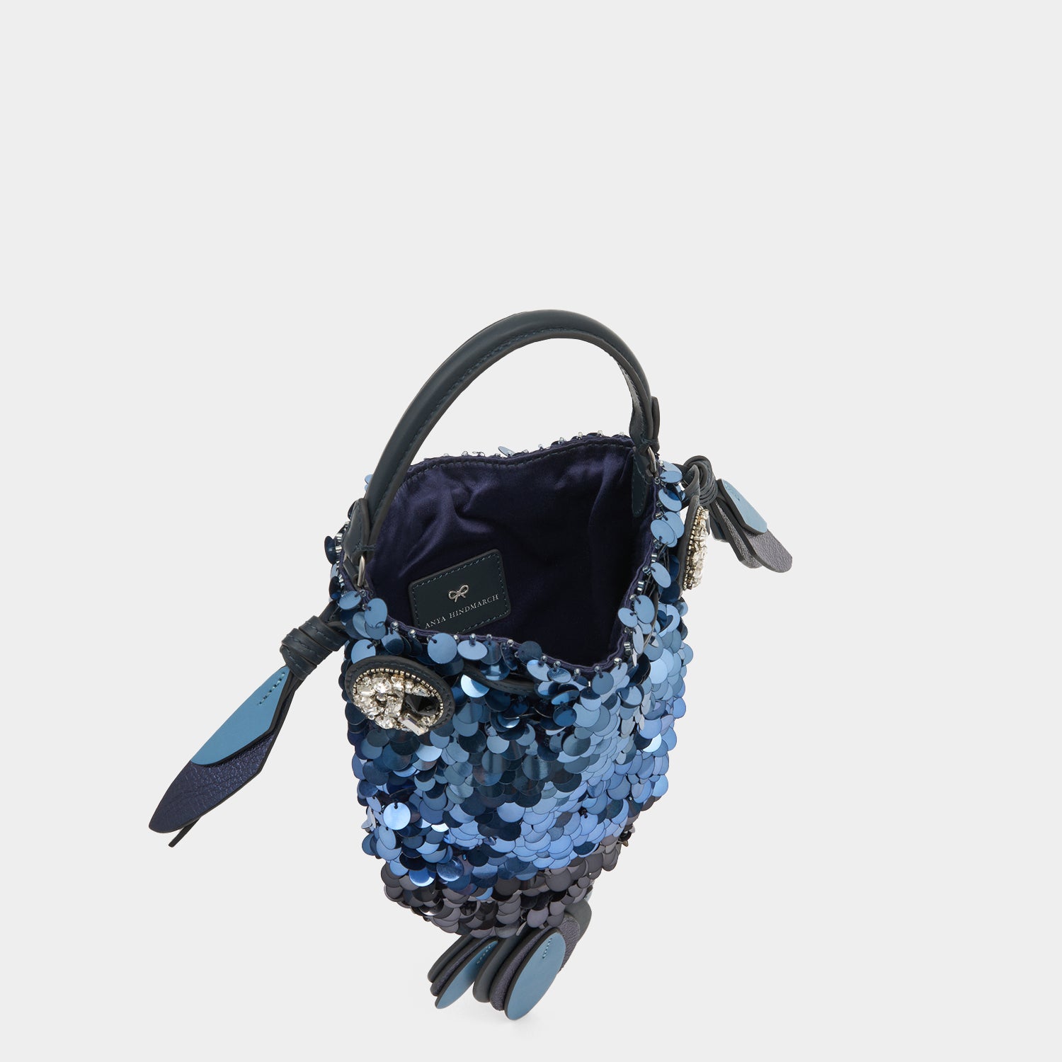 サカナ スパンコール クロスボディ -

          
            Satin in Marine -
          

          Anya Hindmarch JP
