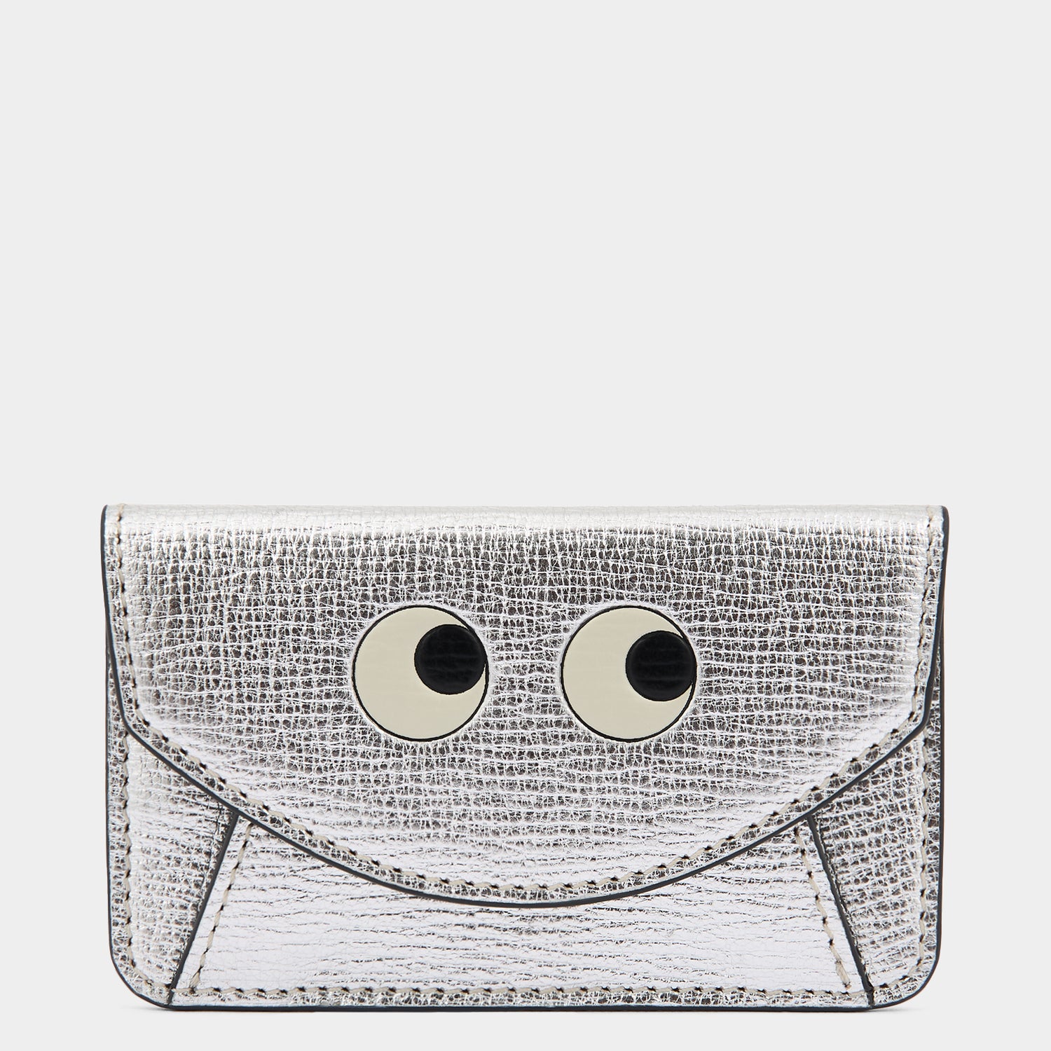 アイズ エンベロープ パース フォン ステッカー -

          
            Metallic Capra in Silver -
          

          Anya Hindmarch JP
